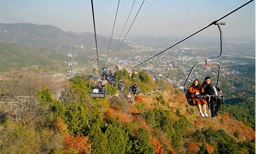 北京香山公园缆车,北京香山公园缆车坠落