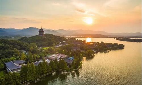 西湖一日游攻略自由行自驾游路线_西湖一日