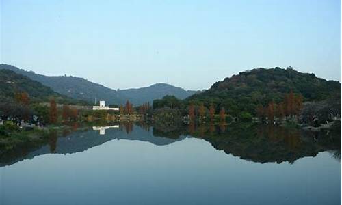 东站驾车萝岗香雪公园,萝岗香雪公园坐什么车