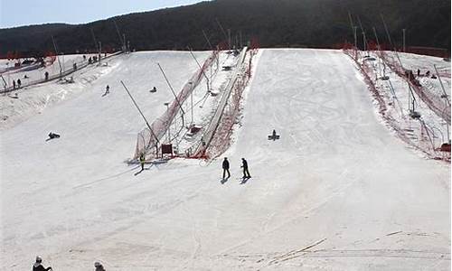 郑州景点嵩山滑雪场,河南嵩山滑雪场大众点评