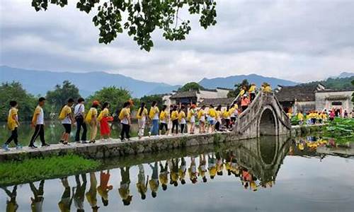 武汉到宏村旅游攻略-武汉到宏村怎么走